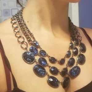 Necklace and earings